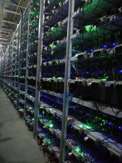 Modern mining farm infrastructure set in an industrial area optimized for cryptocurrency mining